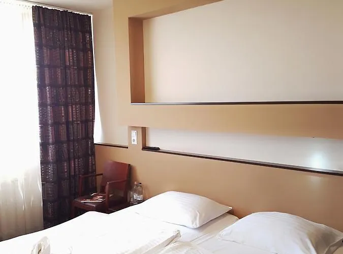 Hotel Pest 3*