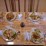Отель Pest Будапешт