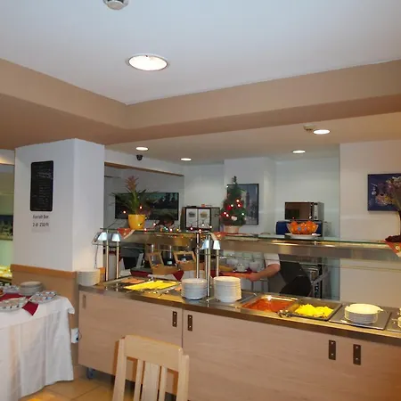 Pest Hotel 3*