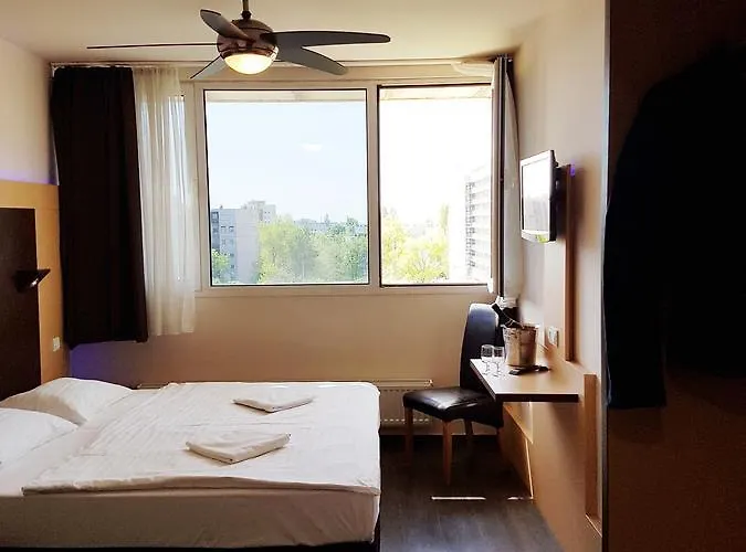 Hotell Pest Budapest